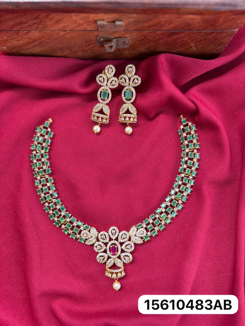 Yamini neck set Green